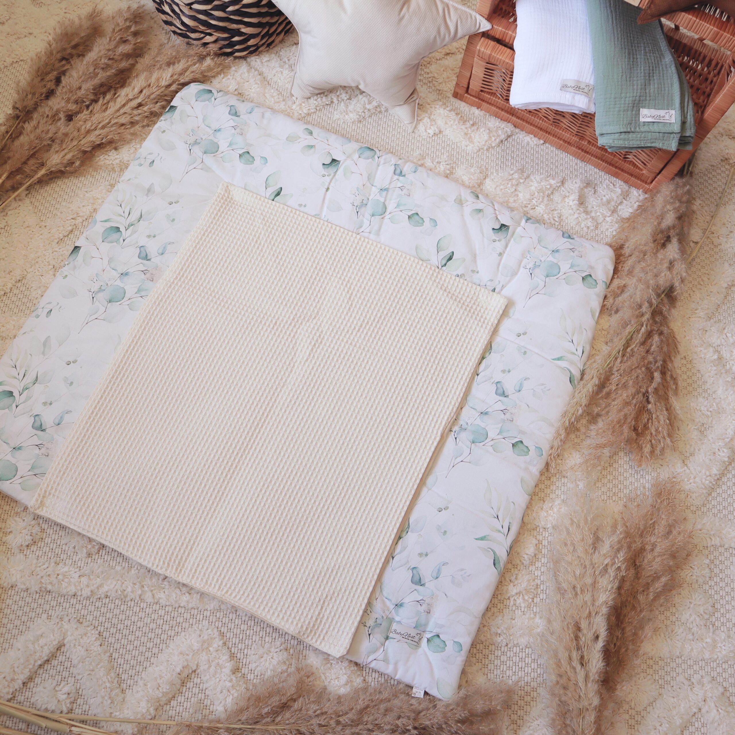 Wickelauflage Waffel Inklusive Abnehmbare Wasserdichte Unterlage | Eucalyptus Leaves – Bild 1